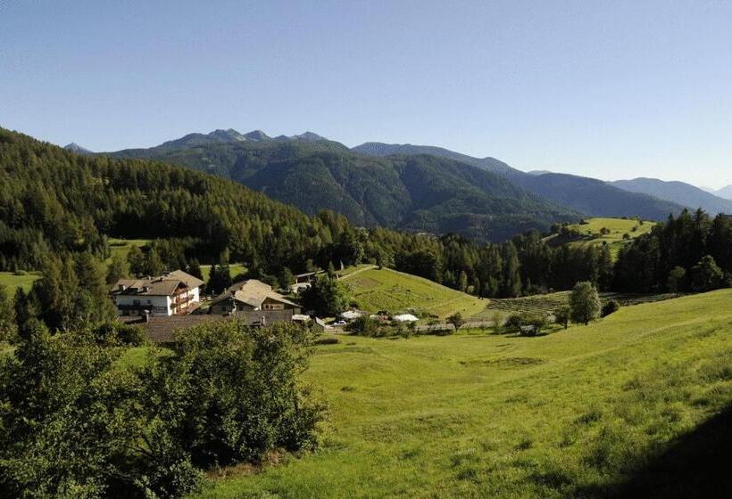 Отель Langeshof