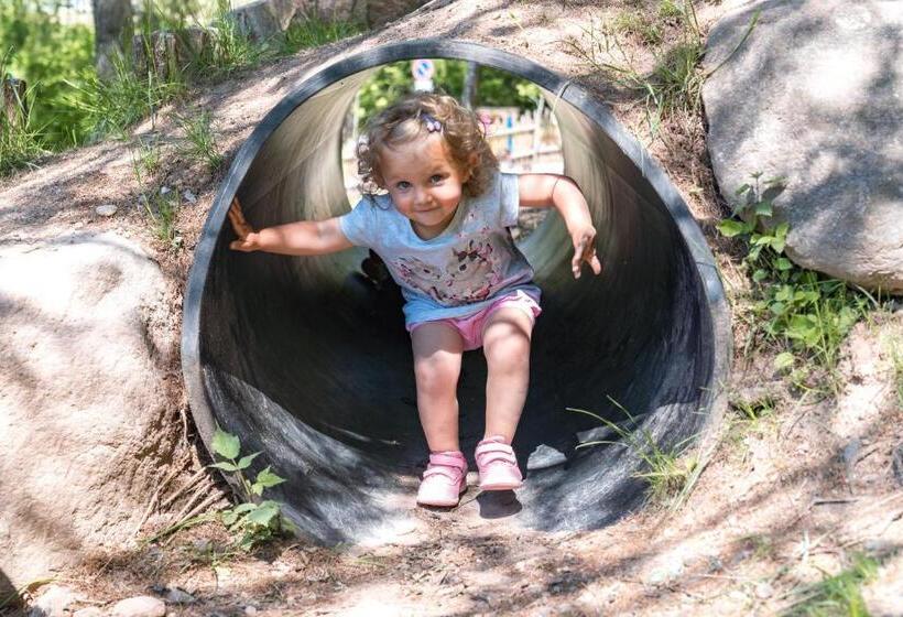 Отель Langeshof