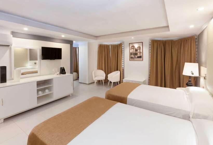 هتل Melia San Carlos