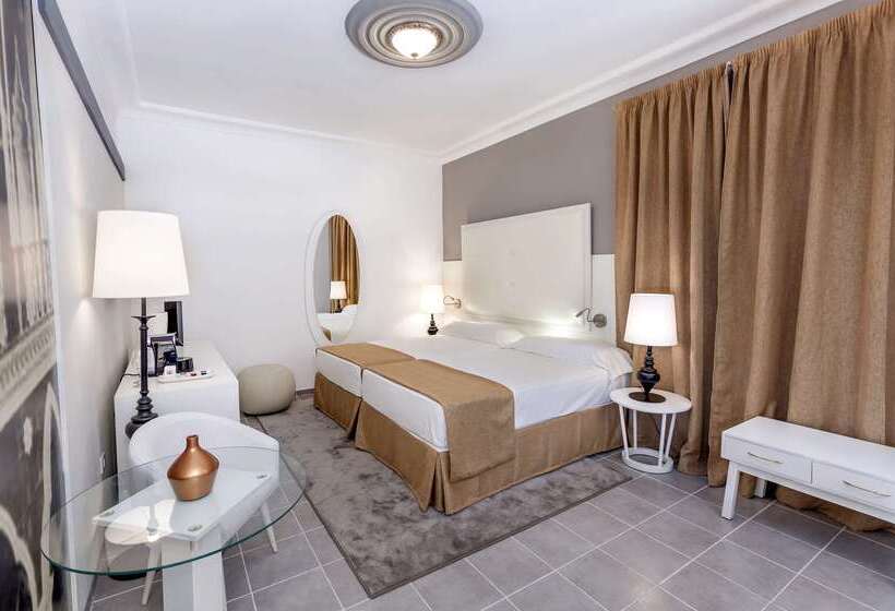 هتل Melia San Carlos