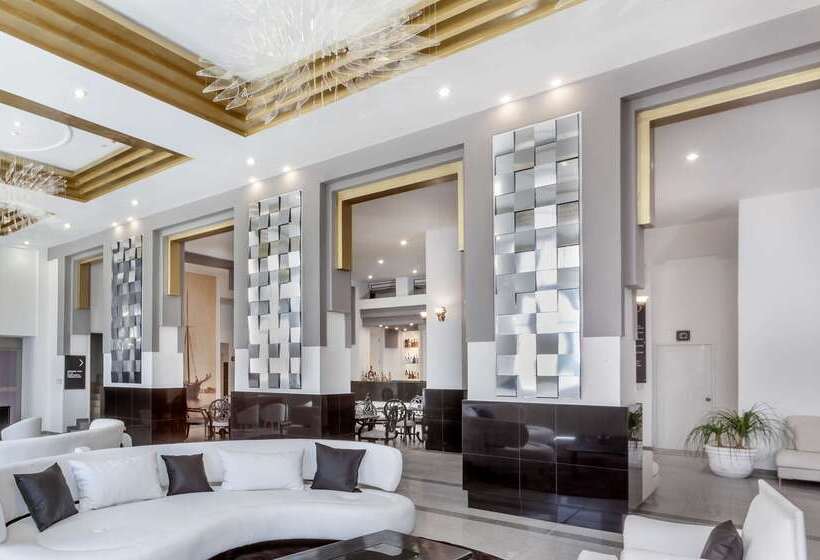 هتل Melia San Carlos