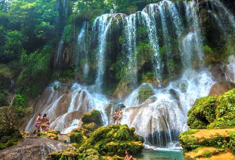 هتل Melia San Carlos