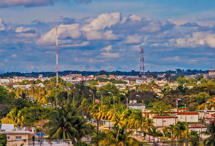 هتل Melia San Carlos