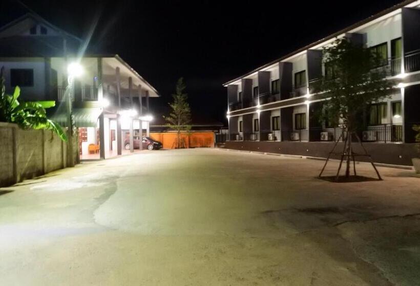 בית מלון כפרי Old City Boutique House