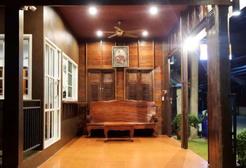 בית מלון כפרי Old City Boutique House