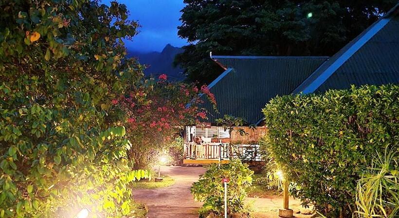 هتل Pension Les Trois Cascades