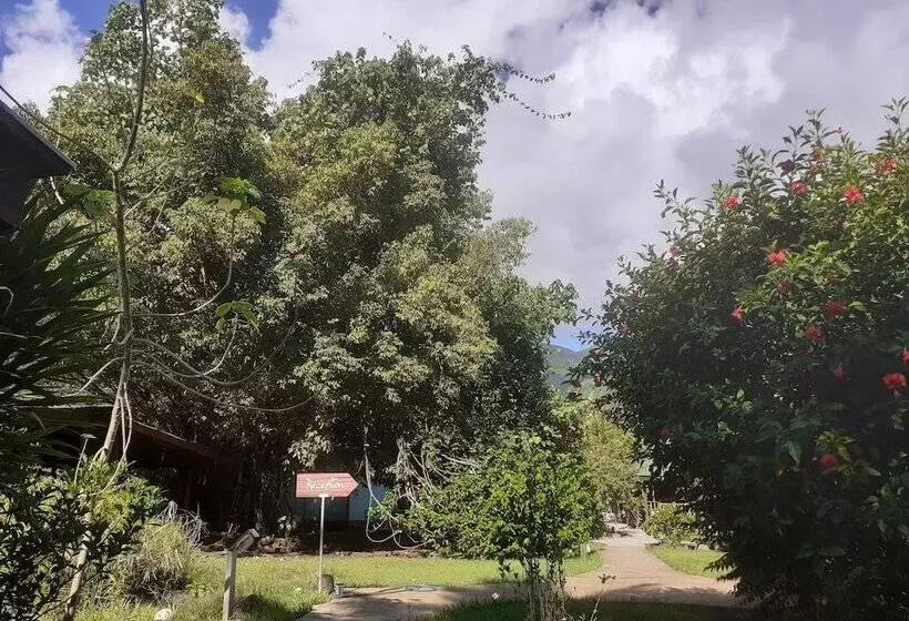 هتل Pension Les Trois Cascades