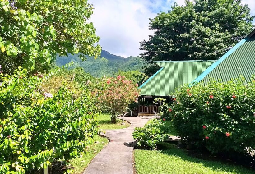 هتل Pension Les Trois Cascades