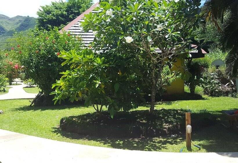 هتل Pension Les Trois Cascades