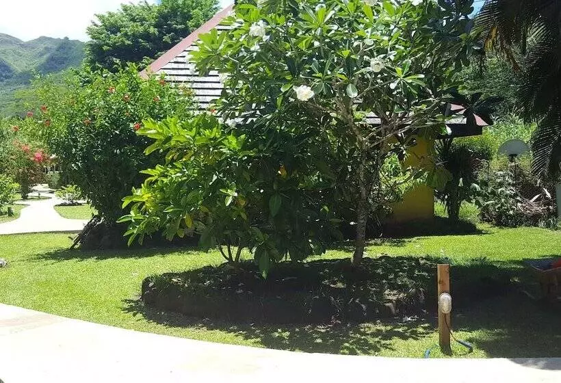 هتل Pension Les Trois Cascades