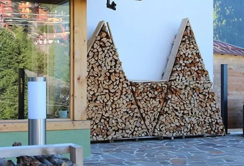 Hotelli Riva Sport & Wellness