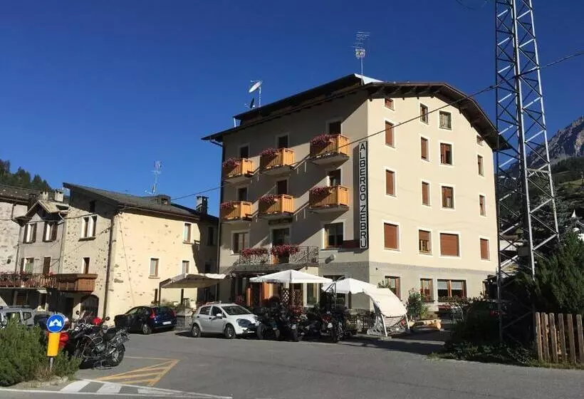 Hotelli Zebrù