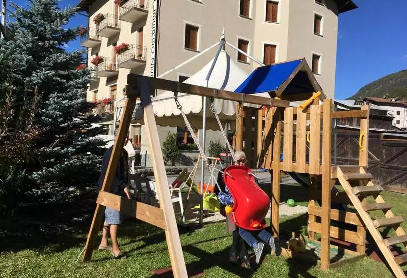 Hotelli Zebrù