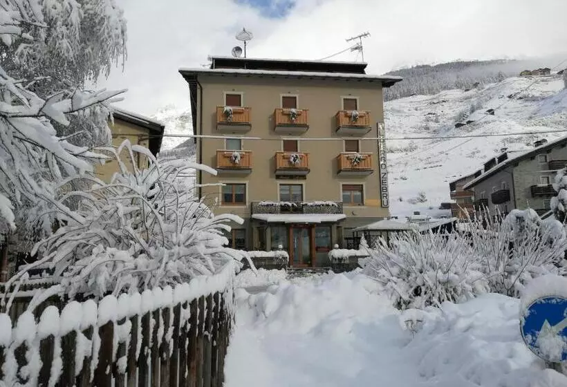 Hotelli Zebrù