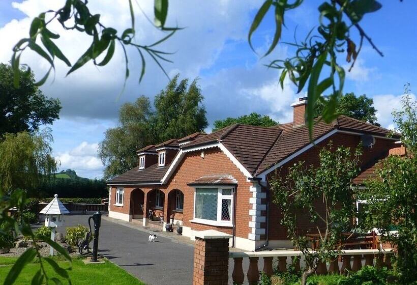 مبيت وإفطار Plantation Lodge