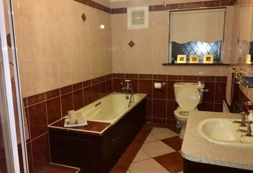 Aamiaismajoitus (B&B) Plantation Lodge