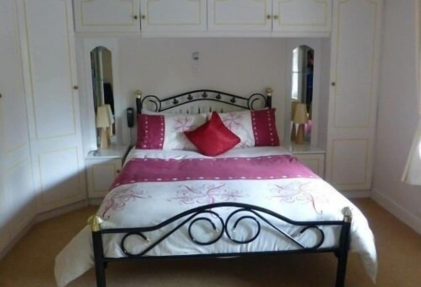 مبيت وإفطار Plantation Lodge