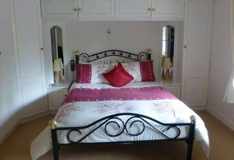 Aamiaismajoitus (B&B) Plantation Lodge