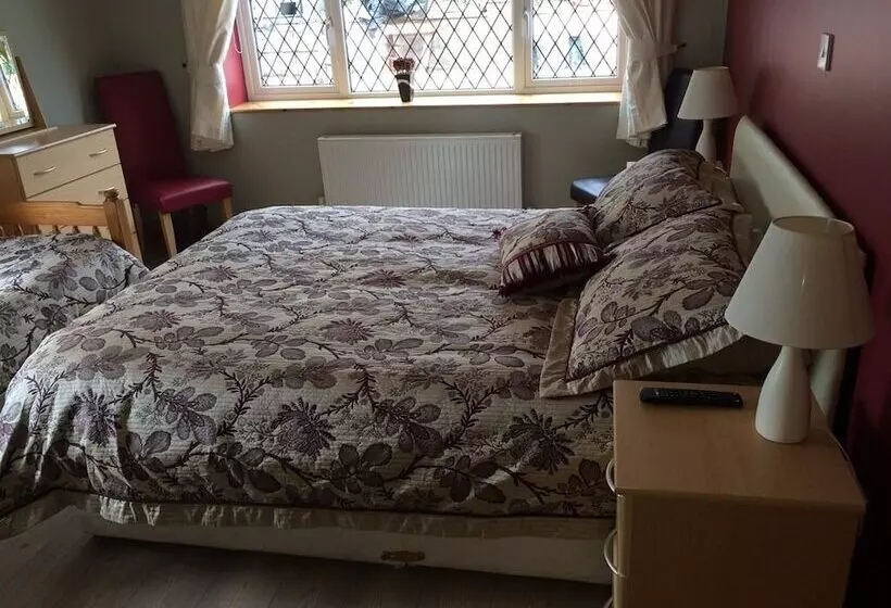 Aamiaismajoitus (B&B) Plantation Lodge