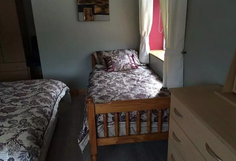 Aamiaismajoitus (B&B) Plantation Lodge