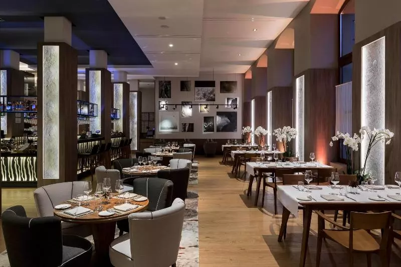 Ac Hotel By Marriott Wroclaw