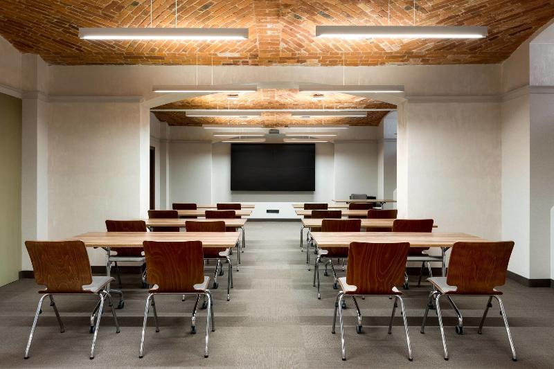 Ac Hotel By Marriott Wroclaw