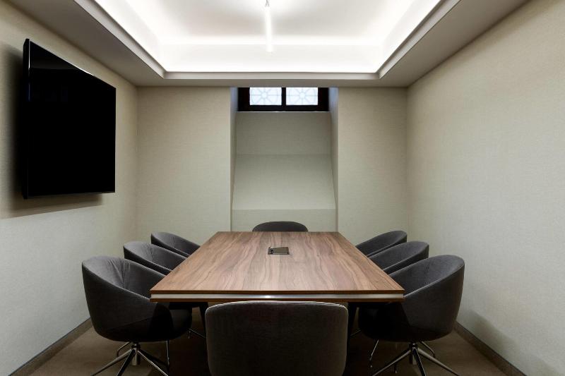 Ac Hotel By Marriott Wroclaw