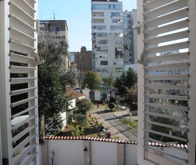 בית מלון כפרי Boutique Restaurant Gloria