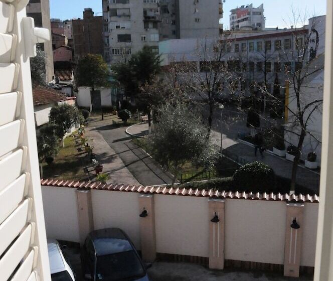 בית מלון כפרי Boutique Restaurant Gloria