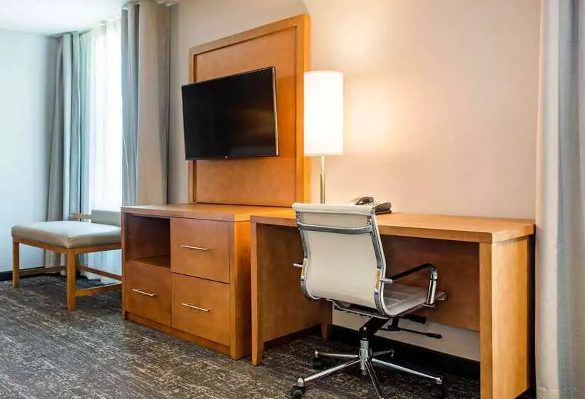 ホテル Comfort Suites North Charleston  Ashley Phosphate