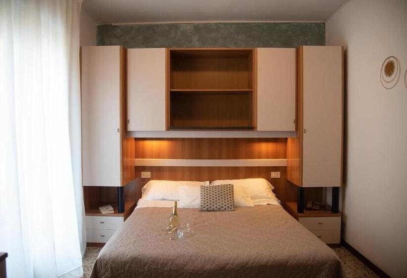 בית מלון כפרי Crystal