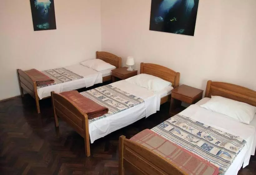 هتل Dck Rooms
