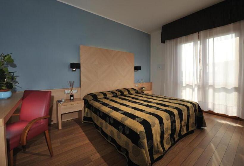 בית מלון כפרי Eden