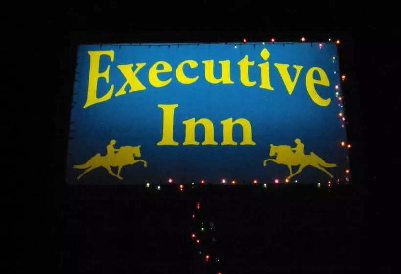 Hotelli Executive Inn