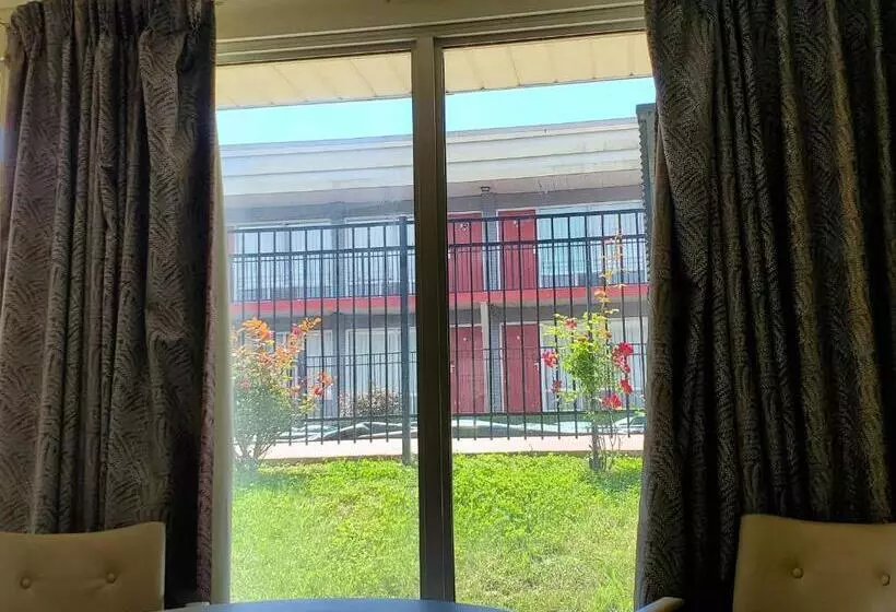 Hotelli Fairbridge Inn Express Frankfort