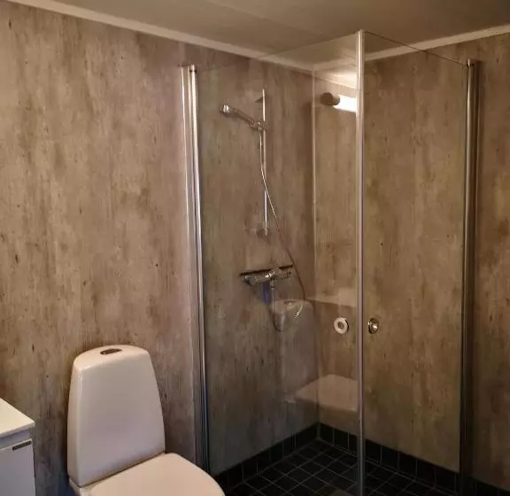 Hotelli Henningsvær Guesthouse