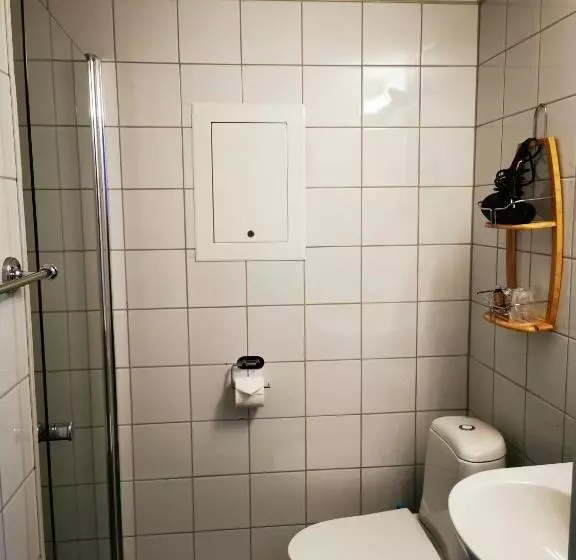 Hotelli Henningsvær Guesthouse