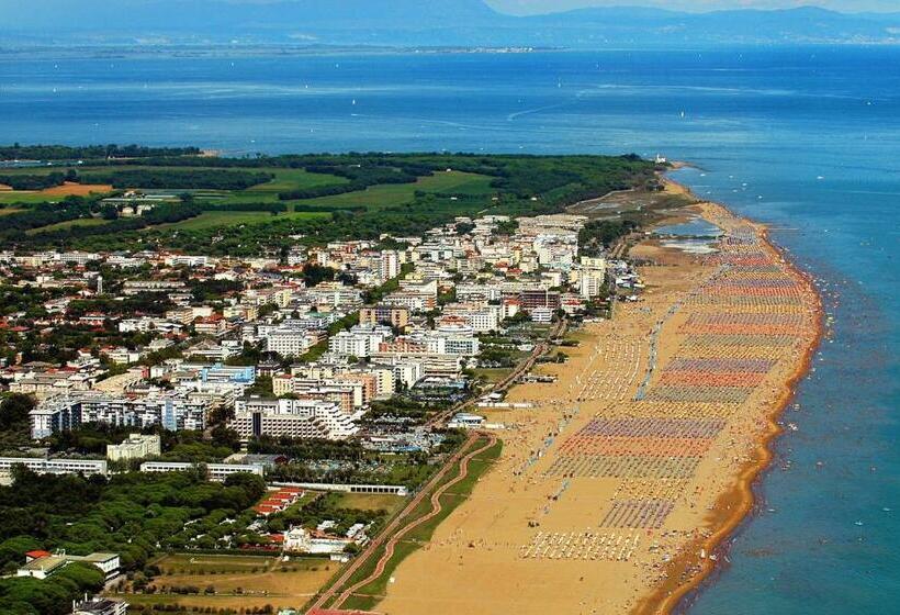 בית מלון כפרי Paron