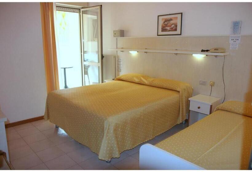 בית מלון כפרי Paron