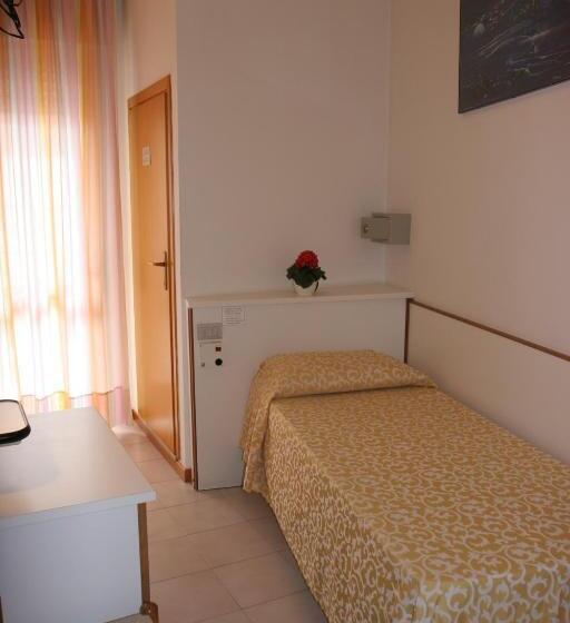 בית מלון כפרי Paron