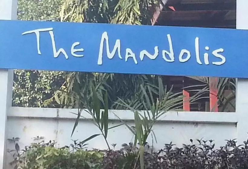 هتل The Mandolis