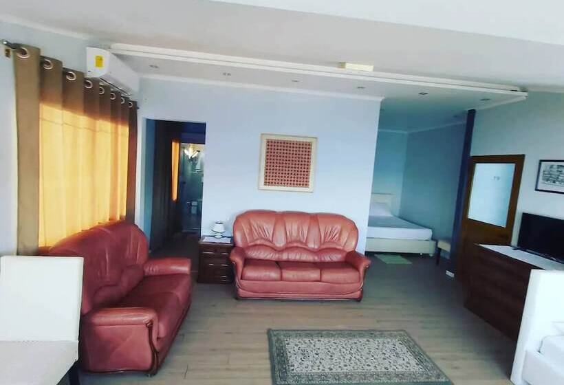 ホテル Vila Blu Inn