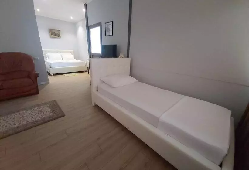 Hotelli Vila Blu Inn