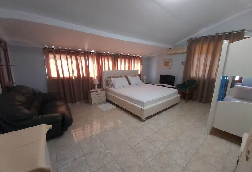 ホテル Vila Blu Inn