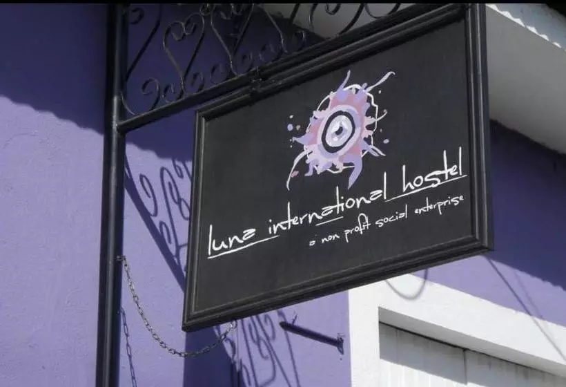 Luna International Hostel