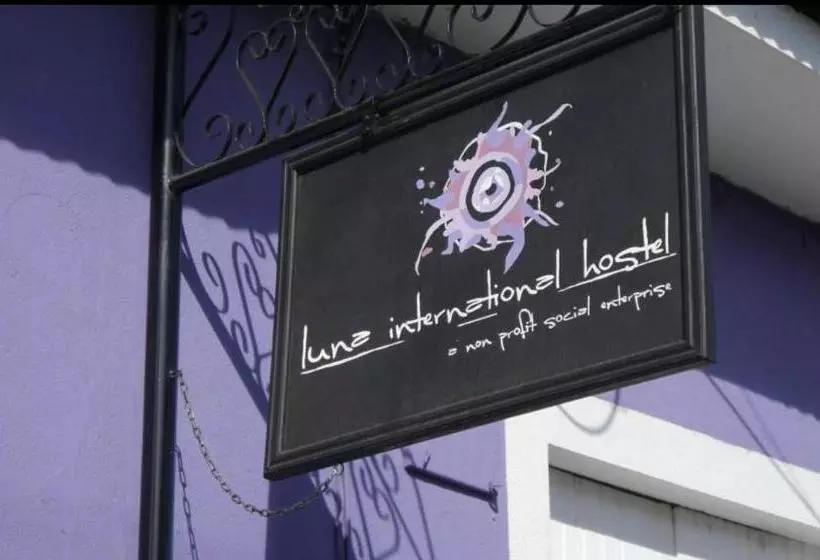 Luna International Hostel