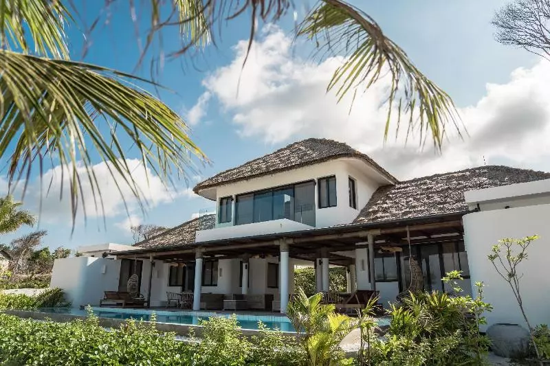 Lomakeskus The Royal Sands Koh Rong