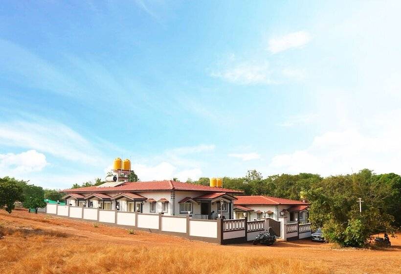 Vagator Retreat Resort With Swimming Pool