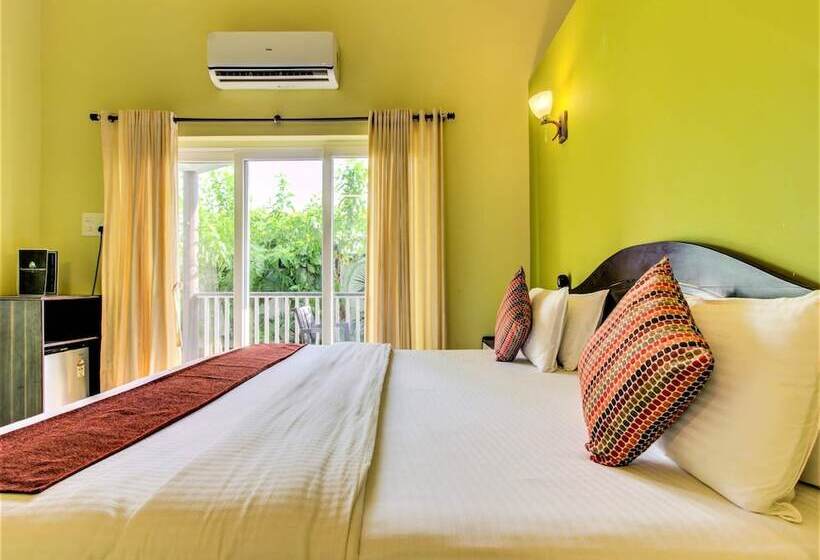 Vagator Retreat Resort With Swimming Pool