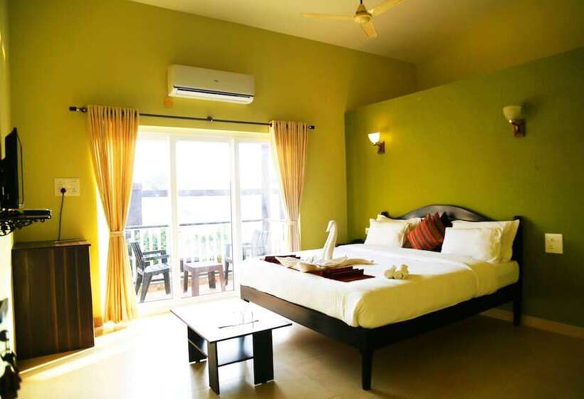 Vagator Retreat Resort With Swimming Pool